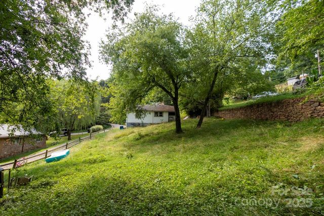 401 Ray Street, Waynesville, NC 28786