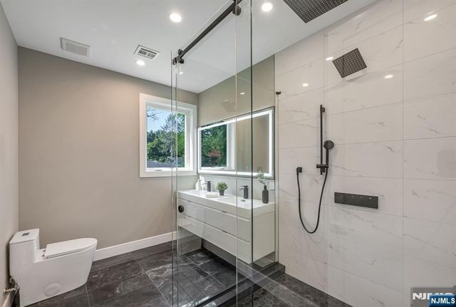 62 Asmus Road, Closter, NJ 07624