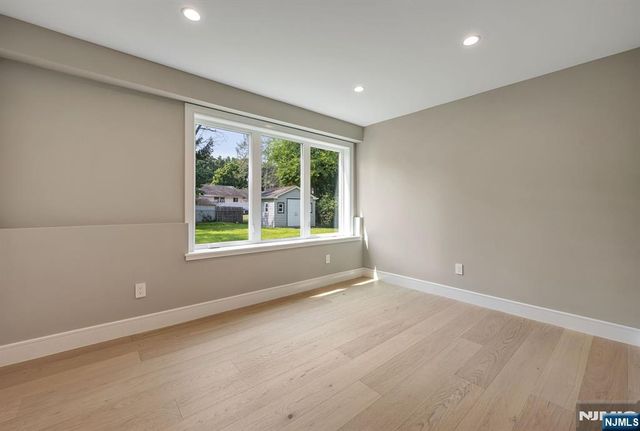 62 Asmus Road, Closter, NJ 07624