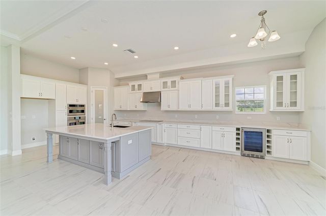 10183 LILAC MANOR TRACE, San Antonio, FL 33576