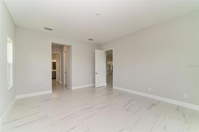 10183 LILAC MANOR TRACE, San Antonio, FL 33576