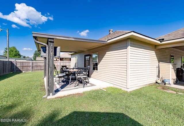 475 Broussard Street, Breaux Bridge, LA 70517
