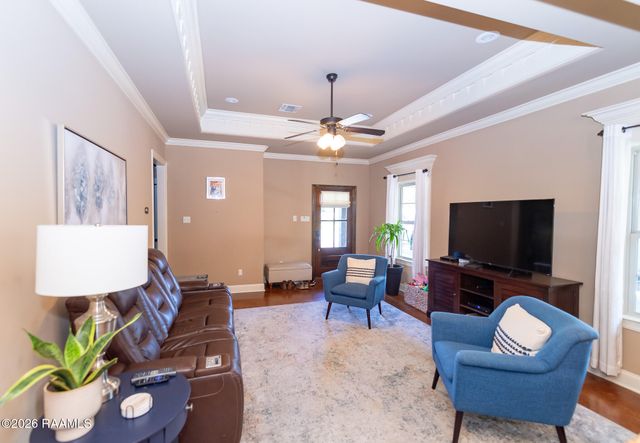 475 Broussard Street, Breaux Bridge, LA 70517