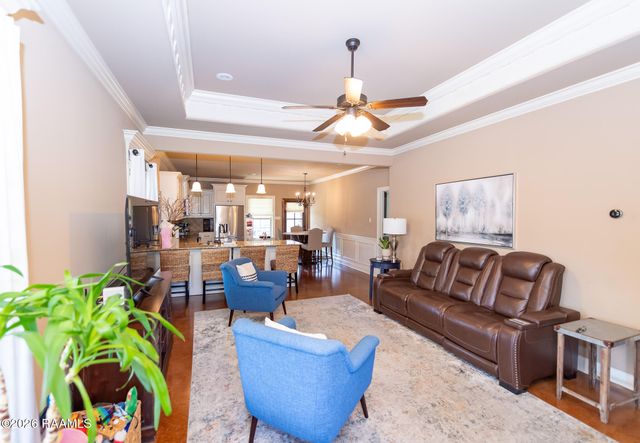 475 Broussard Street, Breaux Bridge, LA 70517