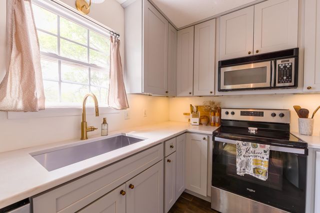 107 Shining Rock Court, Boiling Springs, SC 29316