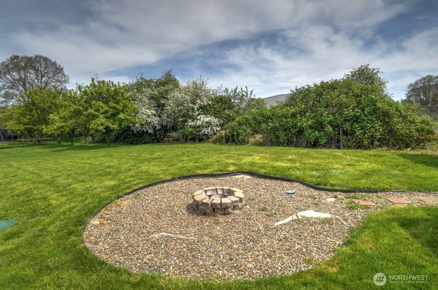 1579 Bishop Road, Chehalis, WA 98532