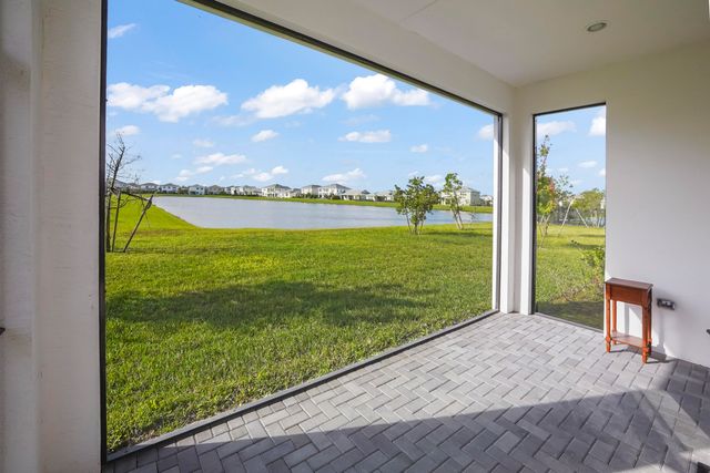 5236 Liberty Lane, Westlake, FL 33470