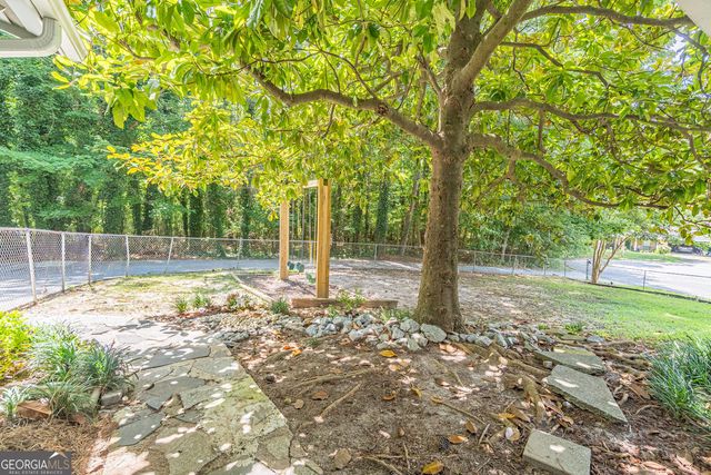3274 Kimberly Woods Court SW, Lilburn, GA 30047