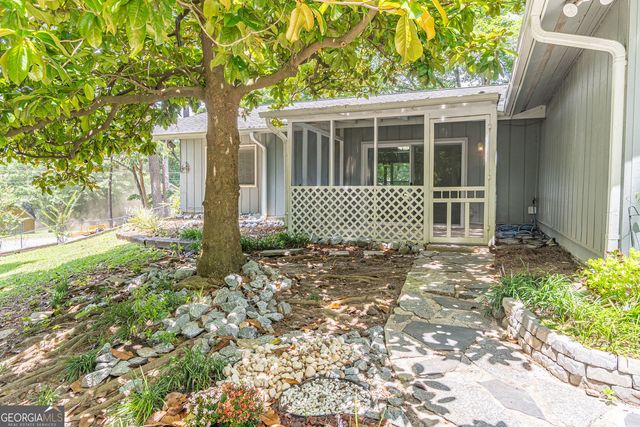 3274 Kimberly Woods Court SW, Lilburn, GA 30047