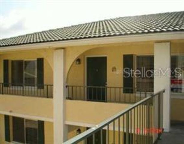 151 OYSTER BAY CIRCLE 300, Altamonte Springs, FL 32701