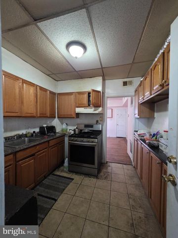 1929 GRINNALDS AVE, Baltimore, MD 21230