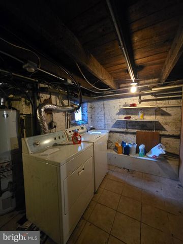 1929 GRINNALDS AVE, Baltimore, MD 21230