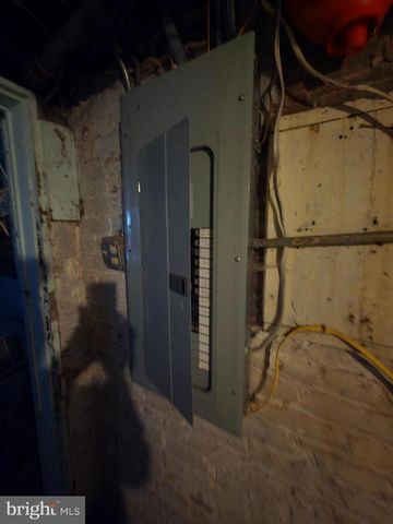 1929 GRINNALDS AVE, Baltimore, MD 21230