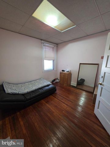 1929 GRINNALDS AVE, Baltimore, MD 21230