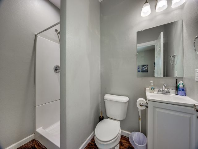 900 W Owings Street, Denison, TX 75020