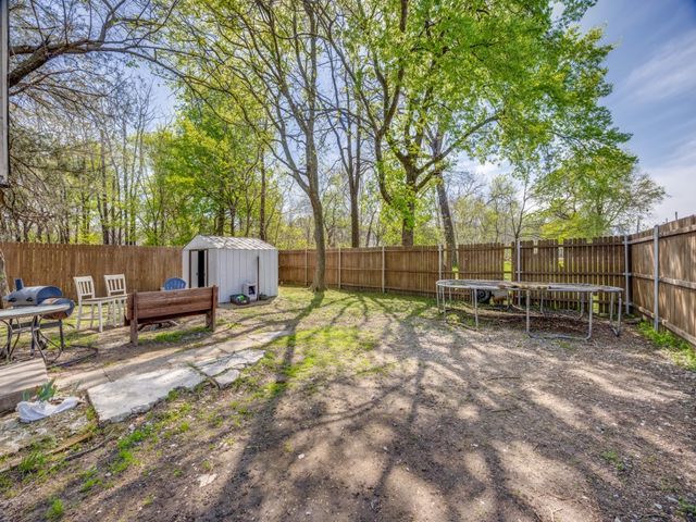 900 W Owings Street, Denison, TX 75020