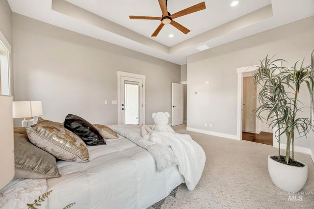 1580 Clear Creek Loop, Twin Falls, ID 83301