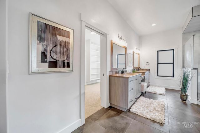 1580 Clear Creek Loop, Twin Falls, ID 83301