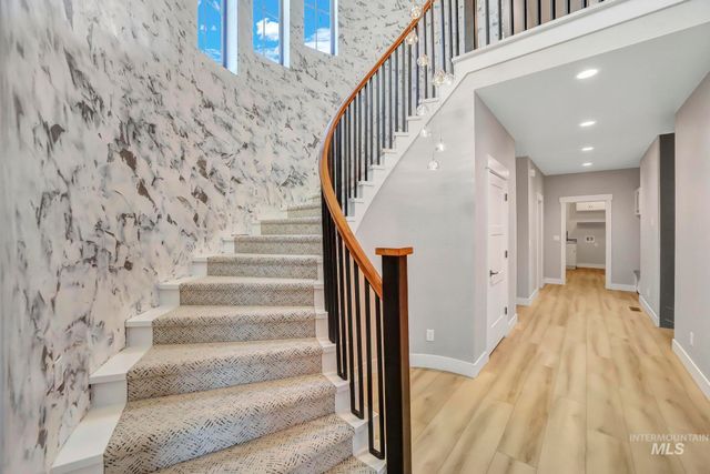 1580 Clear Creek Loop, Twin Falls, ID 83301