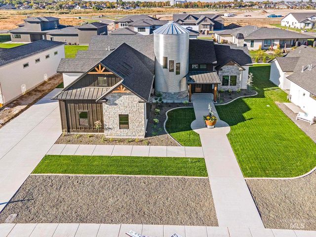 1580 Clear Creek Loop, Twin Falls, ID 83301