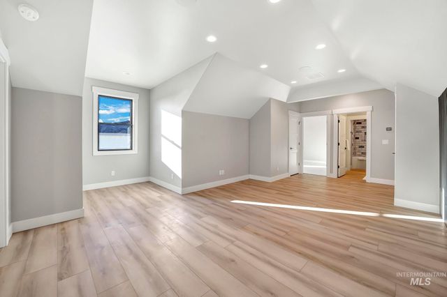 1580 Clear Creek Loop, Twin Falls, ID 83301