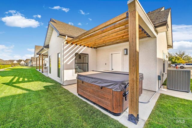 1580 Clear Creek Loop, Twin Falls, ID 83301