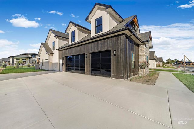 1580 Clear Creek Loop, Twin Falls, ID 83301