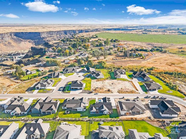 1580 Clear Creek Loop, Twin Falls, ID 83301