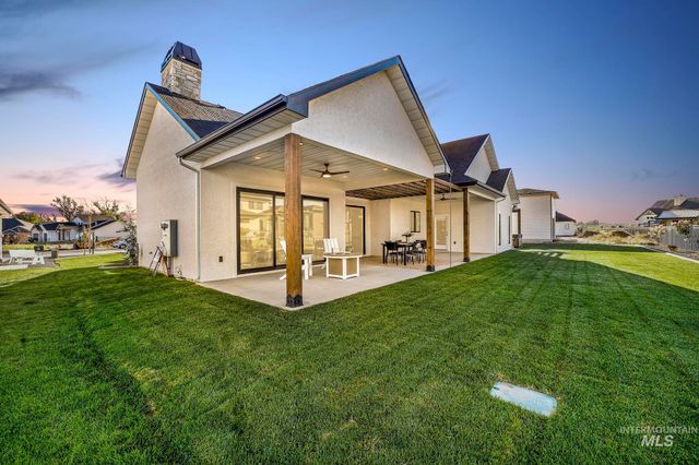 1580 Clear Creek Loop, Twin Falls, ID 83301