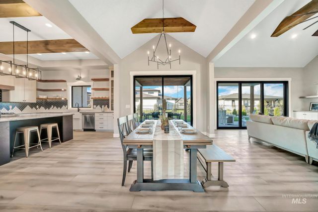 1580 Clear Creek Loop, Twin Falls, ID 83301