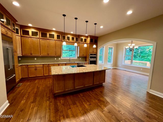 2005 River Mist Circle, New Market, TN 37820