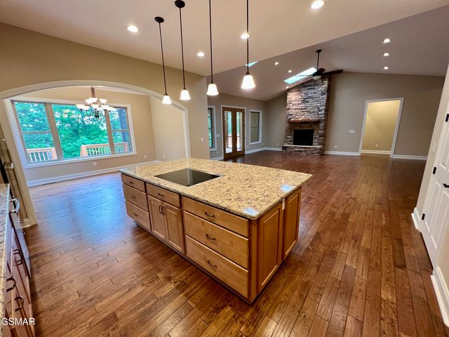 2005 River Mist Circle, New Market, TN 37820