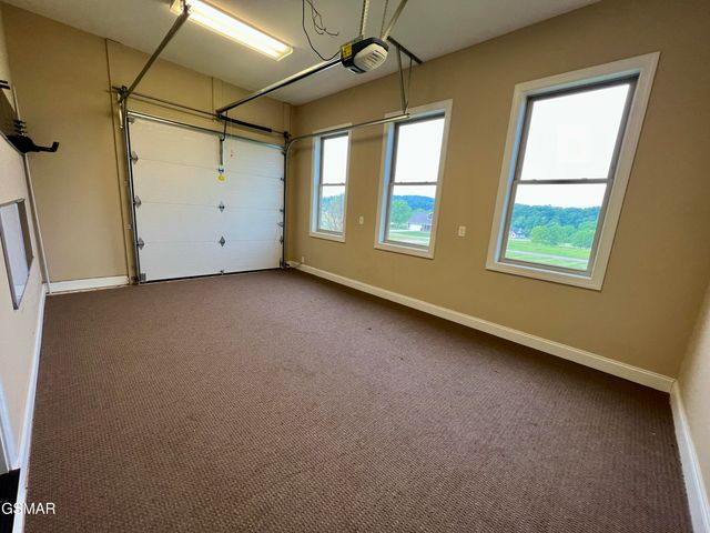 2005 River Mist Circle, New Market, TN 37820