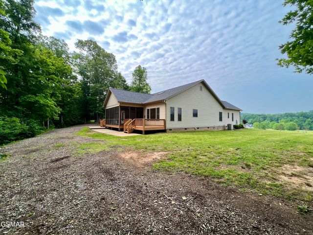 2005 River Mist Circle, New Market, TN 37820