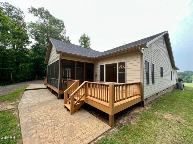 2005 River Mist Circle, New Market, TN 37820