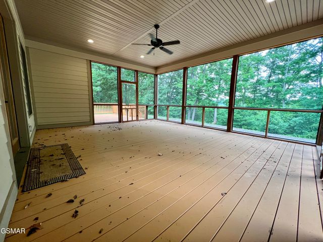 2005 River Mist Circle, New Market, TN 37820