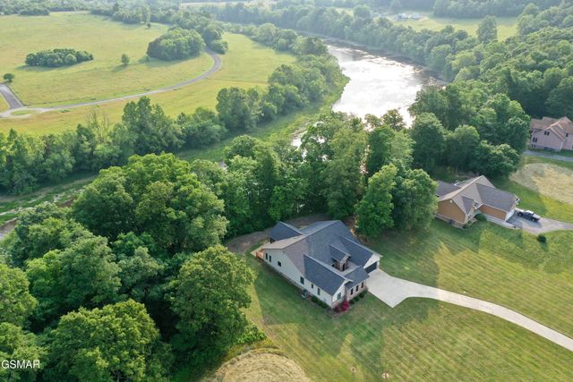 2005 River Mist Circle, New Market, TN 37820