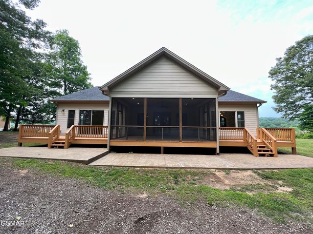 2005 River Mist Circle, New Market, TN 37820