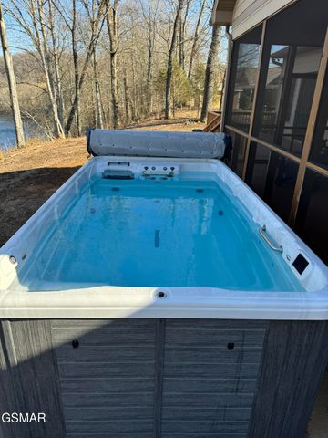 2005 River Mist Circle, New Market, TN 37820