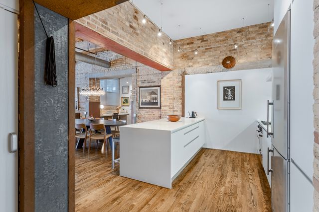 1017 W WASHINGTON Boulevard 2H, Chicago, IL 60607