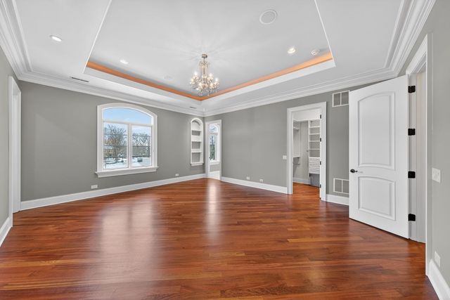 107 Carmela Court, Bloomingdale, IL 60108