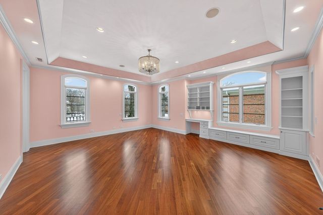 107 Carmela Court, Bloomingdale, IL 60108