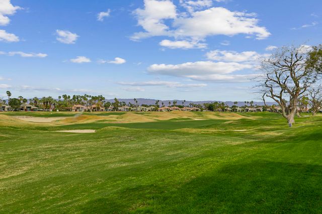 54721 Inverness Way, La Quinta, CA 92253