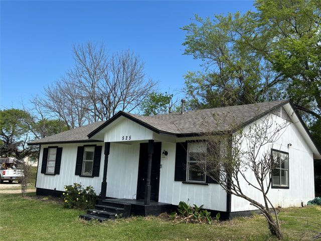 525 W Hickory Street, Kaufman, TX 75142