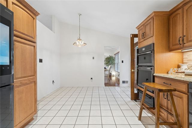 4948 Simmons Cir, Export, PA 15632