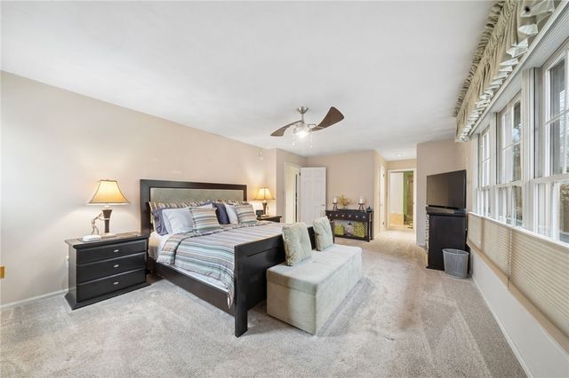 4948 Simmons Cir, Export, PA 15632