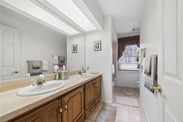 4948 Simmons Cir, Export, PA 15632