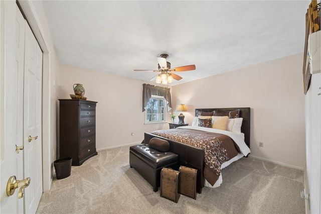 4948 Simmons Cir, Export, PA 15632