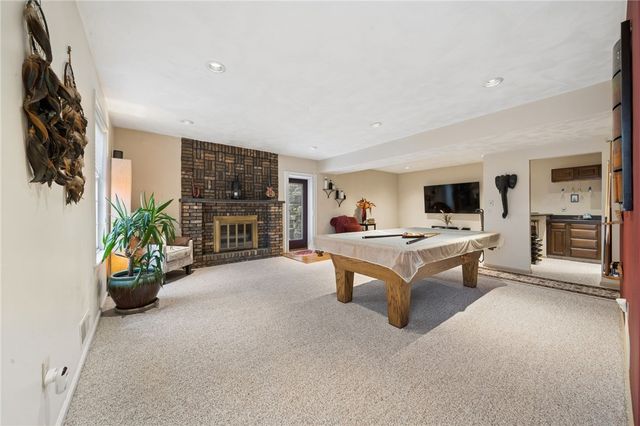 4948 Simmons Cir, Export, PA 15632