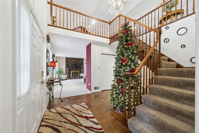 4948 Simmons Cir, Export, PA 15632